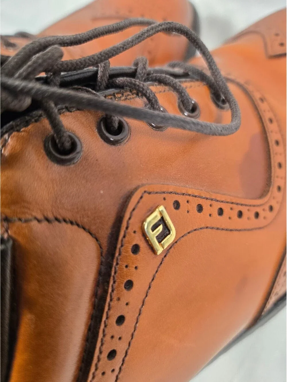 VTG Foot-Joy Classics Wingtip Golf Shoes 10D Metal Spikes